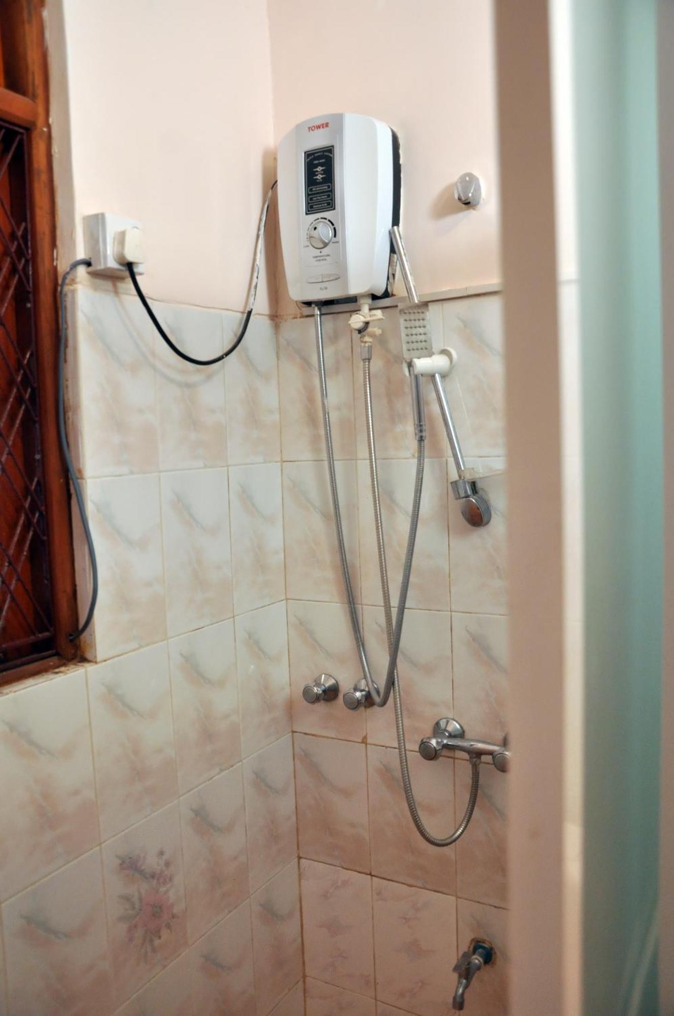Sobaya Hotel Κάντι Εξωτερικό φωτογραφία