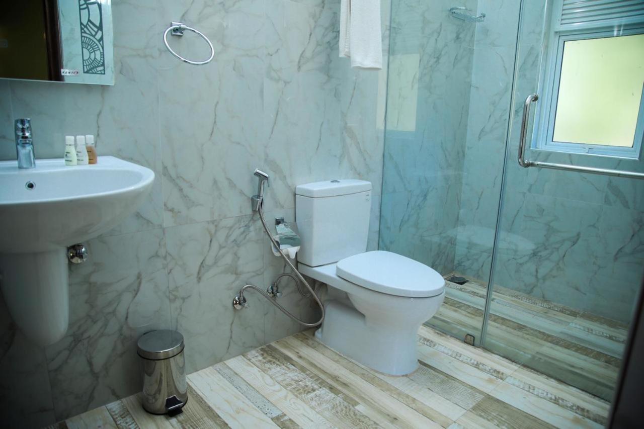 Sobaya Hotel Κάντι Εξωτερικό φωτογραφία